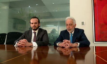 Impulsan reforma para regular el uso del curriculum, el abogado Luis Diez de Bonilla opina