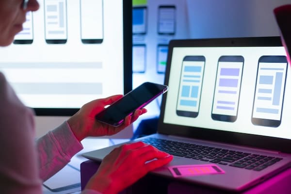 Cómo iniciar un negocio de desarrollo de aplicaciones móviles: guía paso a paso para emprendedores